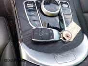 ✅ 2020 Mercedes-Benz C 300 • VIN: 55SWF8DB8LU334042 • Lot: 41925023. Wystawiony na IAAI z przebiegiem 50 277 mil. Bezpłatny archiwum sprzedaży aukcyjnych z USA i szczegółowy raport historii pojazdu na DreamBid. Zdjęcie 11.