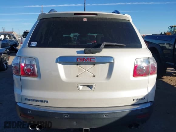 ✅ 2008 GMC Acadia SLT2 • VIN: 1GKEV33718J273153 • Лот: 43486397. Опубликован ранее на IAAI с пробегом 101 136 миль. Бесплатный доступ к архиву аукционных продаж из США и подробный отчёт об истории автомобиля на DreamBid. Изображение 16.