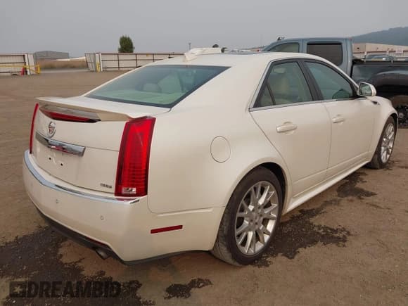 ✅ 2012 Cadillac CTS Premium • VIN: 1G6DS5E31C0153943 • Lot: 43161473. Listed on IAAI with 51,932 mi. Free auction sales archive from the USA and detailed vehicle history report at DreamBid. Image 4.