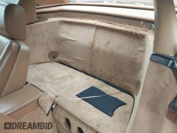 ✅ 1997 Mercedes-Benz SL 500 • VIN: WDBFA67F3VF142320 • Lot: 41835593. Wystawiony na IAAI z przebiegiem 172 151 mil. Bezpłatny archiwum sprzedaży aukcyjnych z USA i szczegółowy raport historii pojazdu na DreamBid. Zdjęcie 8.