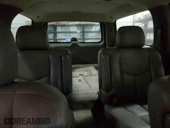 ✅ 2005 Chevrolet Suburban Z71 • VIN: 3GNFK16Z45G133922 • Лот: 90008555. Опубликован ранее на Copart с пробегом 124 765 миль. Бесплатный доступ к архиву аукционных продаж из США и подробный отчёт об истории автомобиля на DreamBid. Изображение 10.