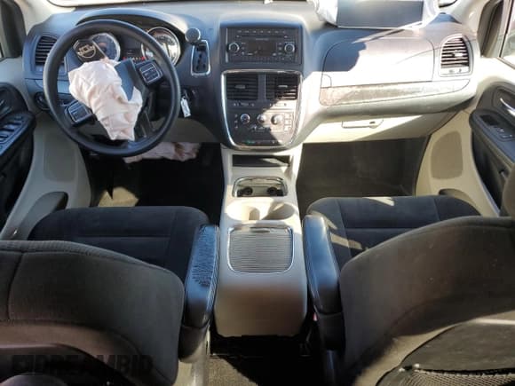 ✅ 2016 Dodge Grand Caravan SXT • VIN: 2C4RDGCG1GR270724 • Lot: 85851125. Wystawiony na Copart z przebiegiem 157 263 mil. Bezpłatny archiwum sprzedaży aukcyjnych z USA i szczegółowy raport historii pojazdu na DreamBid. Zdjęcie 8.