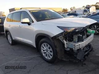 ✅ 2024 Toyota Highlander Platinum • VIN: 5TDAAAB55RS051553 • Lot: 43736536. Listed on IAAI with 20,349 mi. Free auction sales archive from the USA and detailed vehicle history report at DreamBid. Image 1.