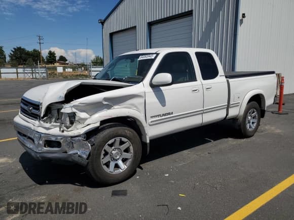 ✅ 2001 Toyota Tundra Limited • VIN: 5TBBT481X1S148877 • Lot: 64065945. Wystawiony na Copart z przebiegiem 171 815 mil. Bezpłatny archiwum sprzedaży aukcyjnych z USA i szczegółowy raport historii pojazdu na DreamBid. Zdjęcie 1.