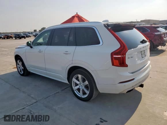 ✅ 2020 Volvo XC90 Momentum • VIN: YV4A22PK5L1615091 • Lot: 62724185. Listed on Copart with 23,275 mi. Free auction sales archive from the USA and detailed vehicle history report at DreamBid. Image 2.