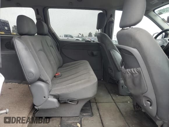 ✅ 2007 Dodge Grand Caravan SE • VIN: 1D4GP24R17B261220 • Lot: 90712405. Wystawiony na Copart z przebiegiem 248 243 mil. Bezpłatny archiwum sprzedaży aukcyjnych z USA i szczegółowy raport historii pojazdu na DreamBid. Zdjęcie 11.