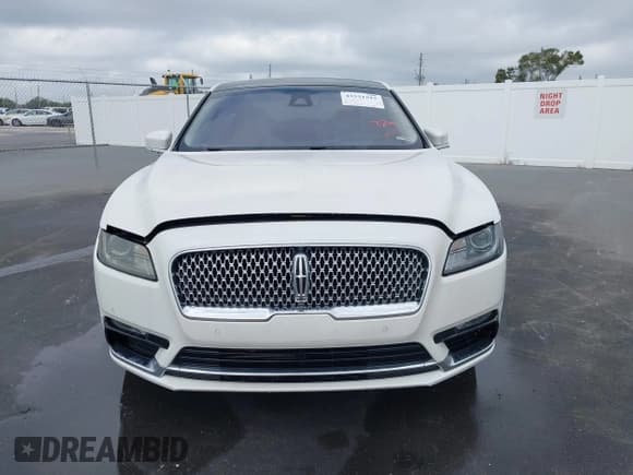 ✅ 2018 Lincoln Continental Reserve • VIN: 1LN6L9NC9J5616871 • Lot: 43531515. Wystawiony na IAAI z przebiegiem 58 745 mil. Bezpłatny archiwum sprzedaży aukcyjnych z USA i szczegółowy raport historii pojazdu na DreamBid. Zdjęcie 12.