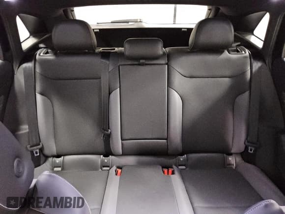 ✅ 2023 Volkswagen ID.4 Pro S • VIN: 1V2WNPE82PC045418 • Лот: 92193815. Опубликован ранее на Copart с пробегом 33 612 миль. Бесплатный доступ к архиву аукционных продаж из США и подробный отчёт об истории автомобиля на DreamBid. Изображение 10.