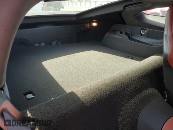 ✅ 2016 Chevrolet Corvette Z06 3LZ • VIN: 1G1YU2D68G5607531 • Lot: 58075825. Wystawiony na Copart z przebiegiem 16 283 mil. Bezpłatny archiwum sprzedaży aukcyjnych z USA i szczegółowy raport historii pojazdu na DreamBid. Zdjęcie 10.