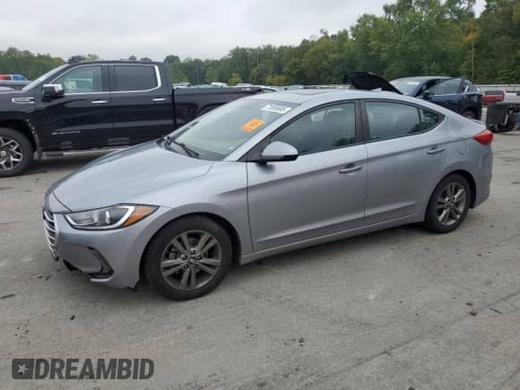 2017 Hyundai Elantra SE z VIN 5NPD84LF4HH194953, wystawiony jako Copart lot #71695695 z przebiegiem 124 703 mil mil oraz Szkoda całkowita • Salvage title. Historia ofert i sprzedaży dostępna na DreamBid. Obrazek 1.