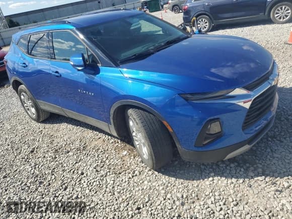 ✅ 2019 Chevrolet Blazer • VIN: 3GNKBGRS7KS573626 • Lot: 70588165. Listed on Copart with 184,521 mi. Free auction sales archive from the USA and detailed vehicle history report at DreamBid. Image 4.