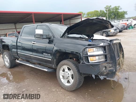 ✅ 2016 Chevrolet Silverado 2500HD LTZ • VIN: 1GC1KWE8XGF204232 • Лот: 42684086. Опубликован ранее на IAAI с пробегом Не указан. Бесплатный доступ к архиву аукционных продаж из США и подробный отчёт об истории автомобиля на DreamBid. Изображение 1.