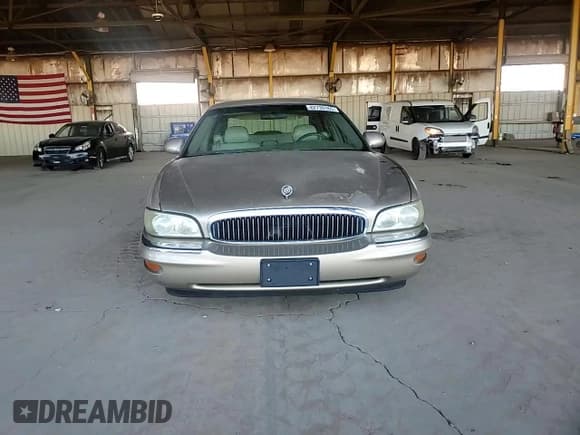 ✅ 2005 Buick Park Avenue • VIN: 1G4CW54K454106211 • Лот: 82739165. Опубликован ранее на Copart с пробегом 138 301 миль. Бесплатный доступ к архиву аукционных продаж из США и подробный отчёт об истории автомобиля на DreamBid. Изображение 13.