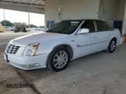 ✅ 2006 Cadillac DTS 1SC • VIN: 1G6KD57Y06U108774 • Лот: 91999725. Опубликован ранее на Copart с пробегом 99 135 миль. Бесплатный доступ к архиву аукционных продаж из США и подробный отчёт об истории автомобиля на DreamBid. Изображение 1.