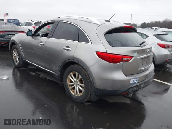 ✅ 2010 Infiniti FX • VIN: JN8AS1MW3AM856040 • Lot: 43842492. Wystawiony na IAAI z przebiegiem 175 916 mil. Bezpłatny archiwum sprzedaży aukcyjnych z USA i szczegółowy raport historii pojazdu na DreamBid. Zdjęcie 3.
