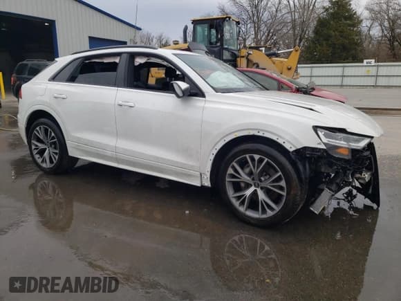 ✅ 2021 Audi Q8 Premium • VIN: WA1AVAF14MD028288 • Lot: 42691223. Listed on Copart with 23,508 mi. Free auction sales archive from the USA and detailed vehicle history report at DreamBid. Image 4.