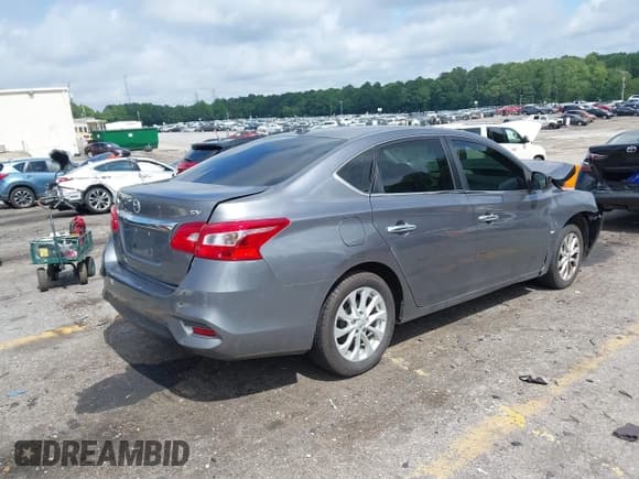 ✅ 2019 Nissan Sentra SV • VIN: 3N1AB7AP8KY429868 • Lot: 42534931. Listed on IAAI with 98,507 mi. Free auction sales archive from the USA and detailed vehicle history report at DreamBid. Image 4.