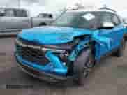 2025 Chevrolet TrailBlazer ACTIV с VIN KL79MVSL1SB066934, выставлен на аукционе IAAI как лот 42261796 с пробегом 1 679 миль миль и . История ставок и продаж доступна на DreamBid. Изображение 6.