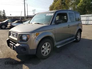 ✅ 2008 Honda Element EX • VIN: 5J6YH18778L007843 • Лот: 72012155. Опубликован ранее на Copart с пробегом 415 416 миль. Бесплатный доступ к архиву аукционных продаж из США и подробный отчёт об истории автомобиля на DreamBid. Изображение 1.
