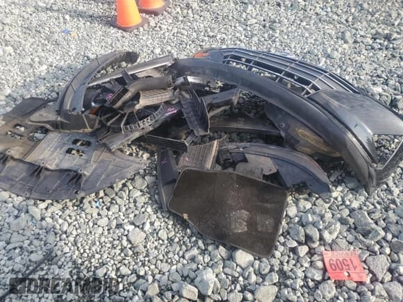 ✅ 2019 Hyundai Elantra SE • VIN: 5NPD74LF7KH497929 • Lot: 60826775. Listed on Copart with 138,911 mi. Free auction sales archive from the USA and detailed vehicle history report at DreamBid. Image 12.