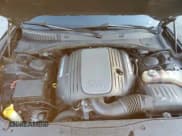 ✅ 2018 Dodge Charger R/T • VIN: 2C3CDXCT1JH180879 • Lot: 91694215. Wystawiony na Copart z przebiegiem 159 305 mil. Bezpłatny archiwum sprzedaży aukcyjnych z USA i szczegółowy raport historii pojazdu na DreamBid. Zdjęcie 11.