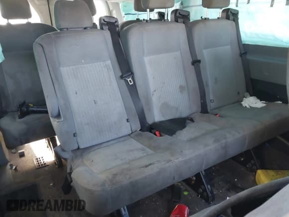 ✅ 2017 Ford Transit XL • VIN: 1FMZK1YM8HKA97376 • Лот: 41837186. Опубликован ранее на IAAI с пробегом 279 003 миль. Бесплатный доступ к архиву аукционных продаж из США и подробный отчёт об истории автомобиля на DreamBid. Изображение 8.