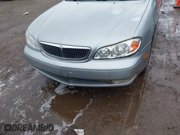 ✅ 2001 Infiniti I30 Luxury • VIN: JNKCA31A91T035878 • Lot: 42615867. Listed on IAAI with 231,434 mi. Free auction sales archive from the USA and detailed vehicle history report at DreamBid. Image 13.