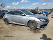 ✅ 2018 Honda Civic LX • VIN: 2HGFC2F5XJH537568 • Lot: 90861065. Wystawiony na Copart z przebiegiem 92 618 mil. Bezpłatny archiwum sprzedaży aukcyjnych z USA i szczegółowy raport historii pojazdu na DreamBid. Zdjęcie 4.