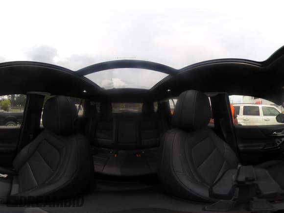 ✅ 2025 Chevrolet Equinox FWD LT • VIN: 3GNAXHEG5SL260086 • Lot: 42349077. Wystawiony na IAAI z przebiegiem 6 095 mil. Bezpłatny archiwum sprzedaży aukcyjnych z USA i szczegółowy raport historii pojazdu na DreamBid. Zdjęcie 18.