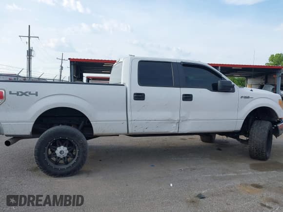 ✅ 2011 Ford F-150 XL • VIN: 1FTFW1EF5BFB24972 • Lot: 42156307. Listed on IAAI with 238,107 mi. Free auction sales archive from the USA and detailed vehicle history report at DreamBid. Image 13.