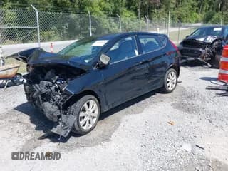 ✅ 2012 Hyundai Accent SE • VIN: KMHCU5AE5CU005843 • Лот: 43150078. Опубликован ранее на IAAI с пробегом 170 093 миль. Бесплатный доступ к архиву аукционных продаж из США и подробный отчёт об истории автомобиля на DreamBid. Изображение 2.