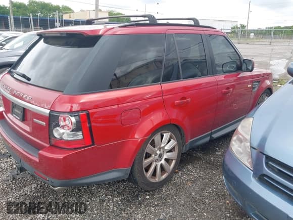 ✅ 2012 Land Rover Range Rover Sport SC • VIN: SALSH2E46CA748493 • Lot: 42097851. Wystawiony na IAAI z przebiegiem 57 676 mil. Bezpłatny archiwum sprzedaży aukcyjnych z USA i szczegółowy raport historii pojazdu na DreamBid. Zdjęcie 4.