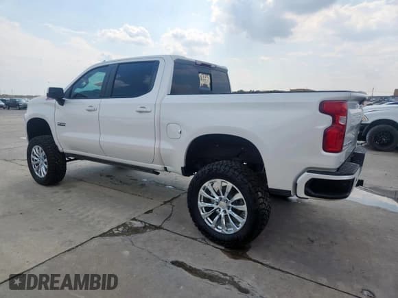 ✅ 2020 Chevrolet Silverado 1500 RST • VIN: 3GCUYEEL0LG183023 • Лот: 70036155. Опубликован ранее на Copart с пробегом 64 717 миль. Бесплатный доступ к архиву аукционных продаж из США и подробный отчёт об истории автомобиля на DreamBid. Изображение 2.