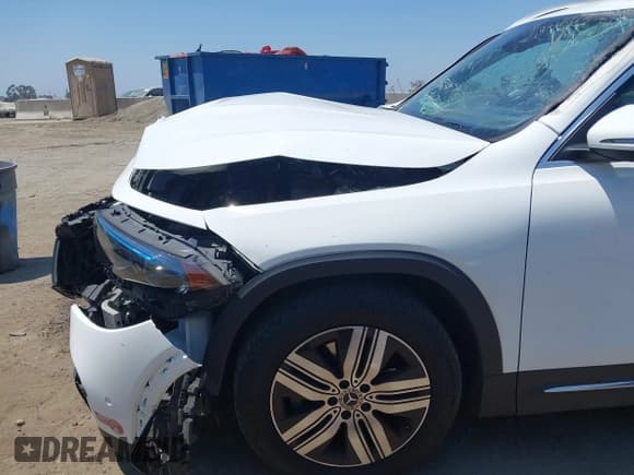 ✅ 2023 Mercedes-Benz EQB 250+ • VIN: W1N9M0CB5PN035616 • Lot: 42965818. Listed on IAAI with 21,072 mi. Free auction sales archive from the USA and detailed vehicle history report at DreamBid. Image 6.