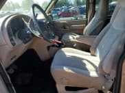 ✅ 1998 GMC Safari Cargo • VIN: 1GTDM19W1WB508025 • Lot: 65167245. Listed on Copart with 618,078 mi. Free auction sales archive from the USA and detailed vehicle history report at DreamBid. Image 7.