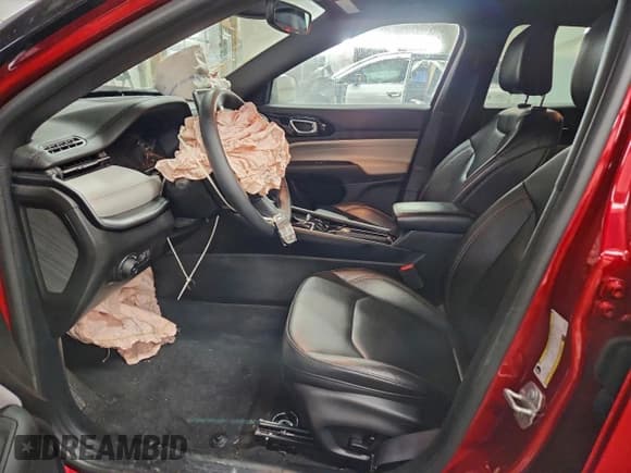 ✅ 2024 Jeep Compass Limited • VIN: 3C4NJDCN4RT150906 • Lot: 95206725. Listed on Copart with 37,330 mi. Free auction sales archive from the USA and detailed vehicle history report at DreamBid. Image 7.