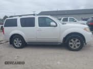 ✅ 2008 Nissan Pathfinder SE • VIN: 5N1AR18B28C627018 • Lot: 43448910. Listed on IAAI with 174,382 mi. Free auction sales archive from the USA and detailed vehicle history report at DreamBid. Image 13.