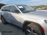 ✅ 2021 Jeep Grand Cherokee Limited • VIN: 1C4RJKBG5M8189021 • Лот: 43286039. Опубликован ранее на IAAI с пробегом 38 609 миль. Бесплатный доступ к архиву аукционных продаж из США и подробный отчёт об истории автомобиля на DreamBid. Изображение 13.