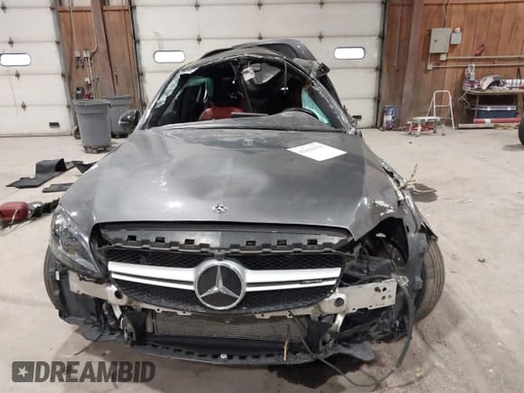 ✅ 2020 Mercedes-Benz C 43 AMG • VIN: W1KWF6EB4LR566285 • Lot: 42055979. Wystawiony na IAAI z przebiegiem 73 917 mil. Bezpłatny archiwum sprzedaży aukcyjnych z USA i szczegółowy raport historii pojazdu na DreamBid. Zdjęcie 12.