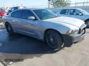 ✅ 2014 Dodge Charger SE • VIN: 2C3CDXBG0EH147527 • Lot: 43621242. Wystawiony na IAAI z przebiegiem 133 042 mil. Bezpłatny archiwum sprzedaży aukcyjnych z USA i szczegółowy raport historii pojazdu na DreamBid. Zdjęcie 1.
