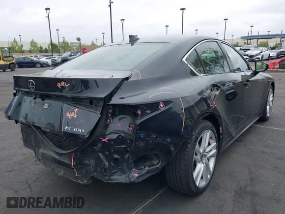 ✅ 2021 Lexus IS 300 • VIN: JTHAA1D29M5111530 • Lot: 42203528. Listed on IAAI with 76,996 mi. Free auction sales archive from the USA and detailed vehicle history report at DreamBid. Image 4.