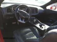 ✅ 2015 Dodge Challenger SRT 392 • VIN: 2C3CDZDJ3FH820820 • Lot: 42527113. Wystawiony na Copart z przebiegiem 77 092 mil. Bezpłatny archiwum sprzedaży aukcyjnych z USA i szczegółowy raport historii pojazdu na DreamBid. Zdjęcie 8.