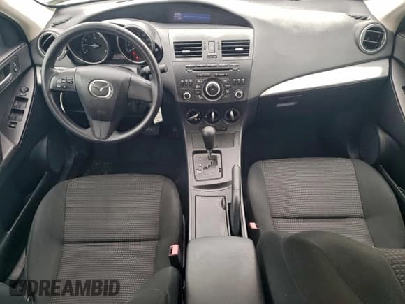 ✅ 2013 Mazda 3 i SV • VIN: JM1BL1TF2D1803477 • Лот: 93911205. Опубликован ранее на Copart с пробегом 98 938 миль. Бесплатный доступ к архиву аукционных продаж из США и подробный отчёт об истории автомобиля на DreamBid. Изображение 8.