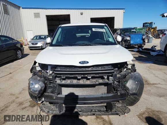 ✅ 2020 Kia Soul GT-Line • VIN: KNDJ63AU9L7120414 • Lot: 90824775. Wystawiony na Copart z przebiegiem 18 506 mil. Bezpłatny archiwum sprzedaży aukcyjnych z USA i szczegółowy raport historii pojazdu na DreamBid. Zdjęcie 5.