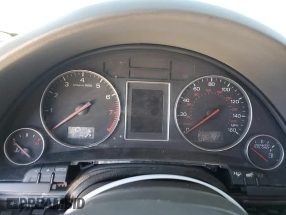 ✅ 2004 Audi A4 1.8T • VIN: WAUJC68E64A139870 • Лот: 48875465. Опубликован ранее на Copart с пробегом Не указан. Бесплатный доступ к архиву аукционных продаж из США и подробный отчёт об истории автомобиля на DreamBid. Изображение 9.