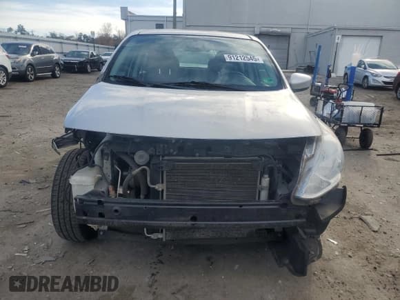 ✅ 2017 Nissan Versa S • VIN: 3N1CN7AP4HK461910 • Lot: 91212545. Listed on Copart with 232,611 mi. Free auction sales archive from the USA and detailed vehicle history report at DreamBid. Image 5.