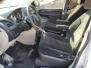 ✅ 2016 Dodge Grand Caravan SE • VIN: 2C4RDGBG6GR183029 • Lot: 81999665. Wystawiony na Copart z przebiegiem 360 602 mil. Bezpłatny archiwum sprzedaży aukcyjnych z USA i szczegółowy raport historii pojazdu na DreamBid. Zdjęcie 7.