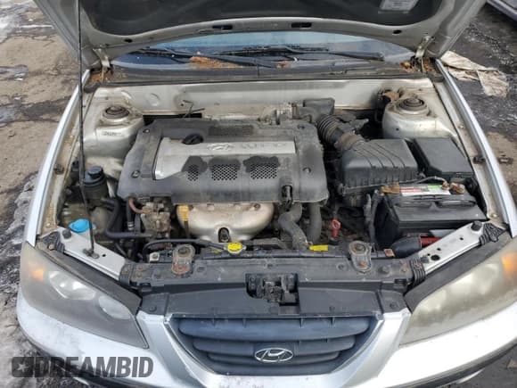 ✅ 2005 Hyundai Elantra GLS • VIN: KMHDN56D55U147923 • Lot: 44841615. Wystawiony na Copart z przebiegiem Nie podano. Bezpłatny archiwum sprzedaży aukcyjnych z USA i szczegółowy raport historii pojazdu na DreamBid. Zdjęcie 11.