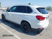 ✅ 2017 BMW X5 xDrive40e • VIN: 5UXKT0C3XH0V97593 • Лот: 42964355. Опубликован ранее на IAAI с пробегом 50 947 миль. Бесплатный доступ к архиву аукционных продаж из США и подробный отчёт об истории автомобиля на DreamBid. Изображение 3.