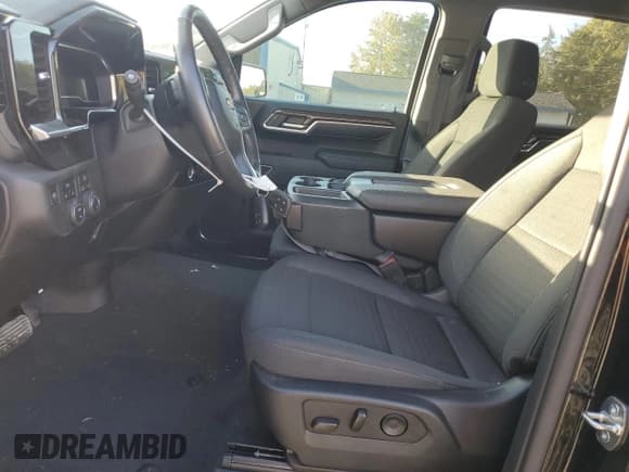 ✅ 2022 Chevrolet Silverado 1500 LT • VIN: 2GCUDDED5N1520926 • Лот: 81799685. Опубликован ранее на Copart с пробегом 47 345 миль. Бесплатный доступ к архиву аукционных продаж из США и подробный отчёт об истории автомобиля на DreamBid. Изображение 7.